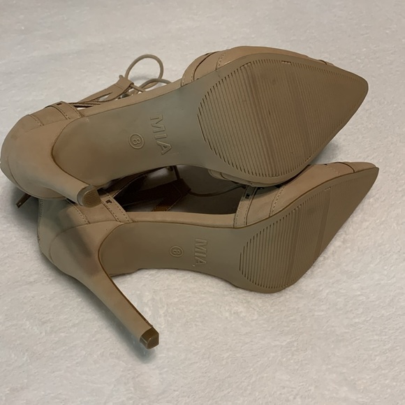 MIA size 8 strappy zip up heels pointed toe boho laser cut out - Picture 4 of 4